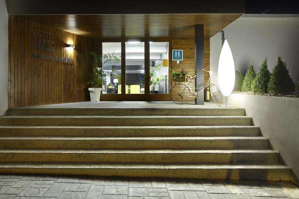 Hotel San Prudentzio Гетарія Екстер'єр фото